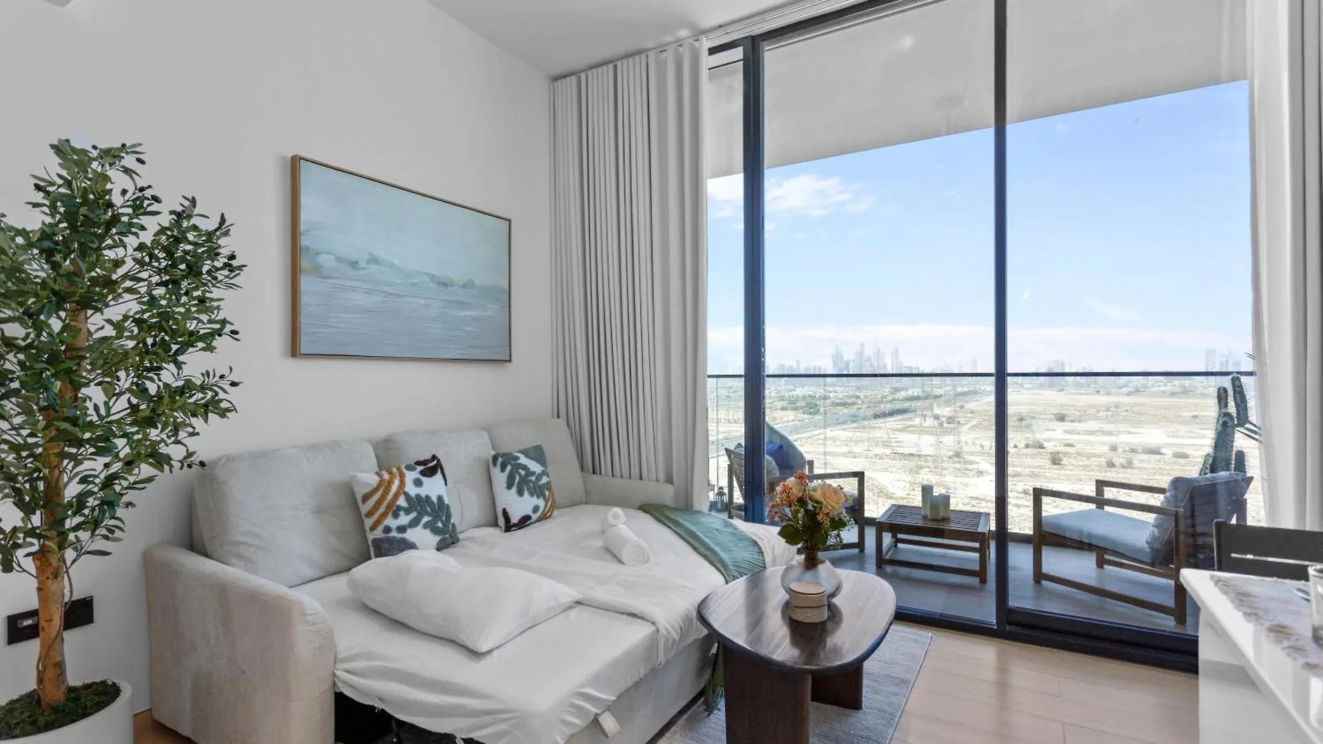 Elegant Living In 1 Bdr At Jvc With Top Amenities Dubai 0*,  Emirados Árabes Unidos